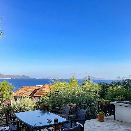 Monix Homes-villa Magic Garden Villa